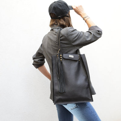 Juanita Black Pore Wallet