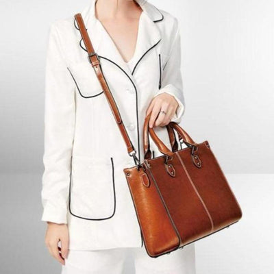 Elegant tote - classic and functional