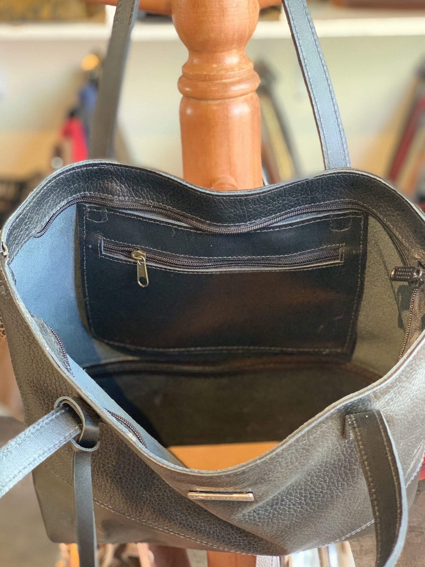 Black Victoria Wallet